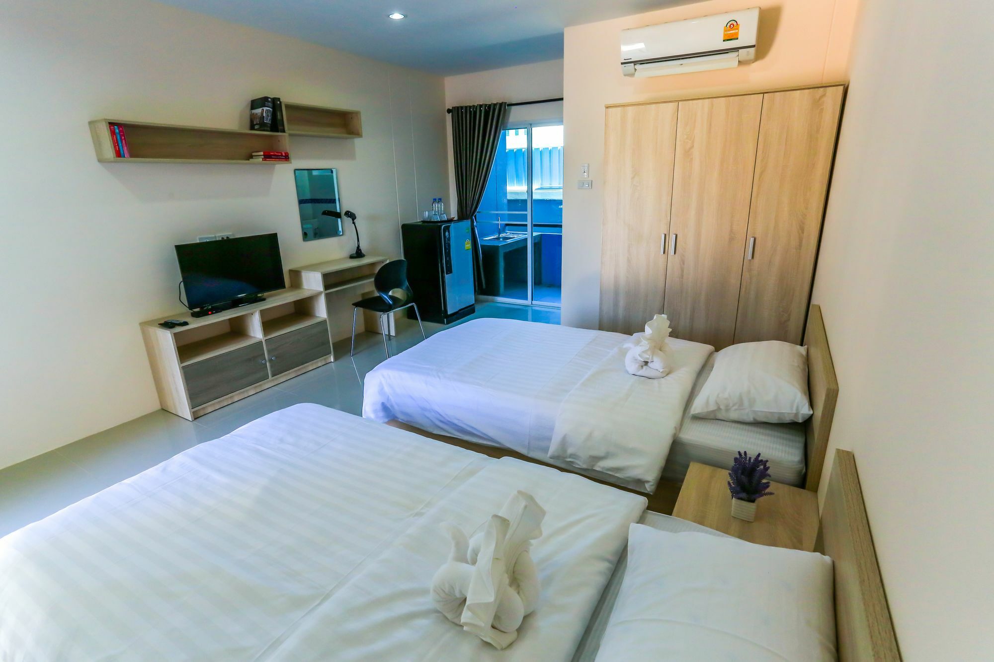 Tempo Plus Apartment Mae Sot Exterior photo
