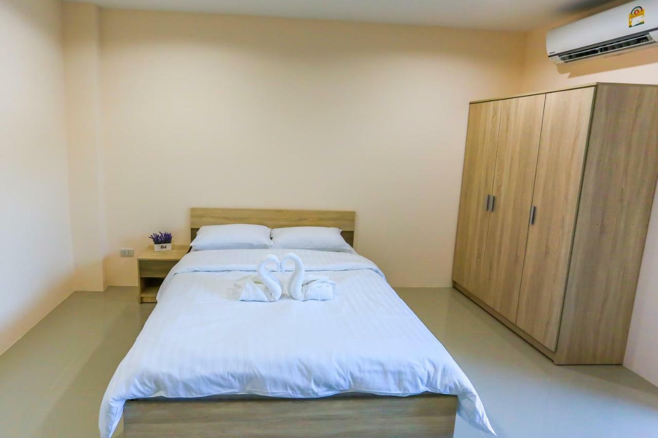 Tempo Plus Apartment Mae Sot Exterior photo